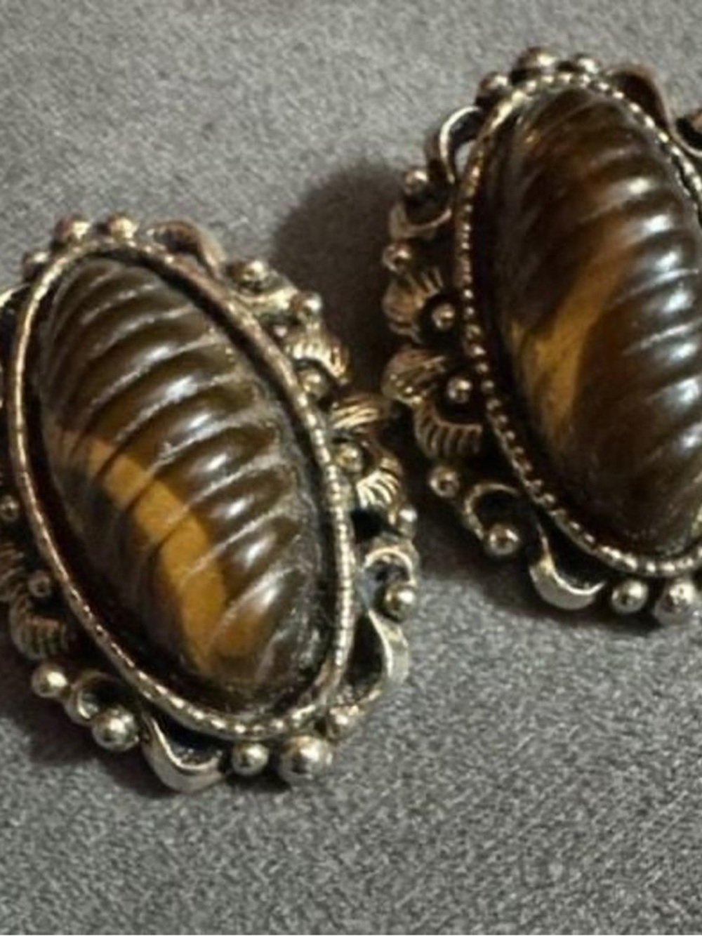 Vintage-Style Brown Tiger Eye Oval Earrings